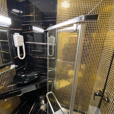 Hotel Pejton Prishtinë Ngoại thất bức ảnh
